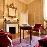 Hotell Chateau Fombrauge Saint-Christophe-des-Bardes